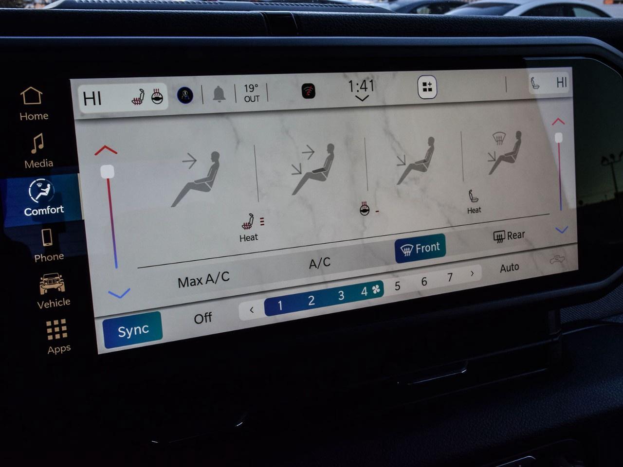 2026 Jeep Gladiator  Photo