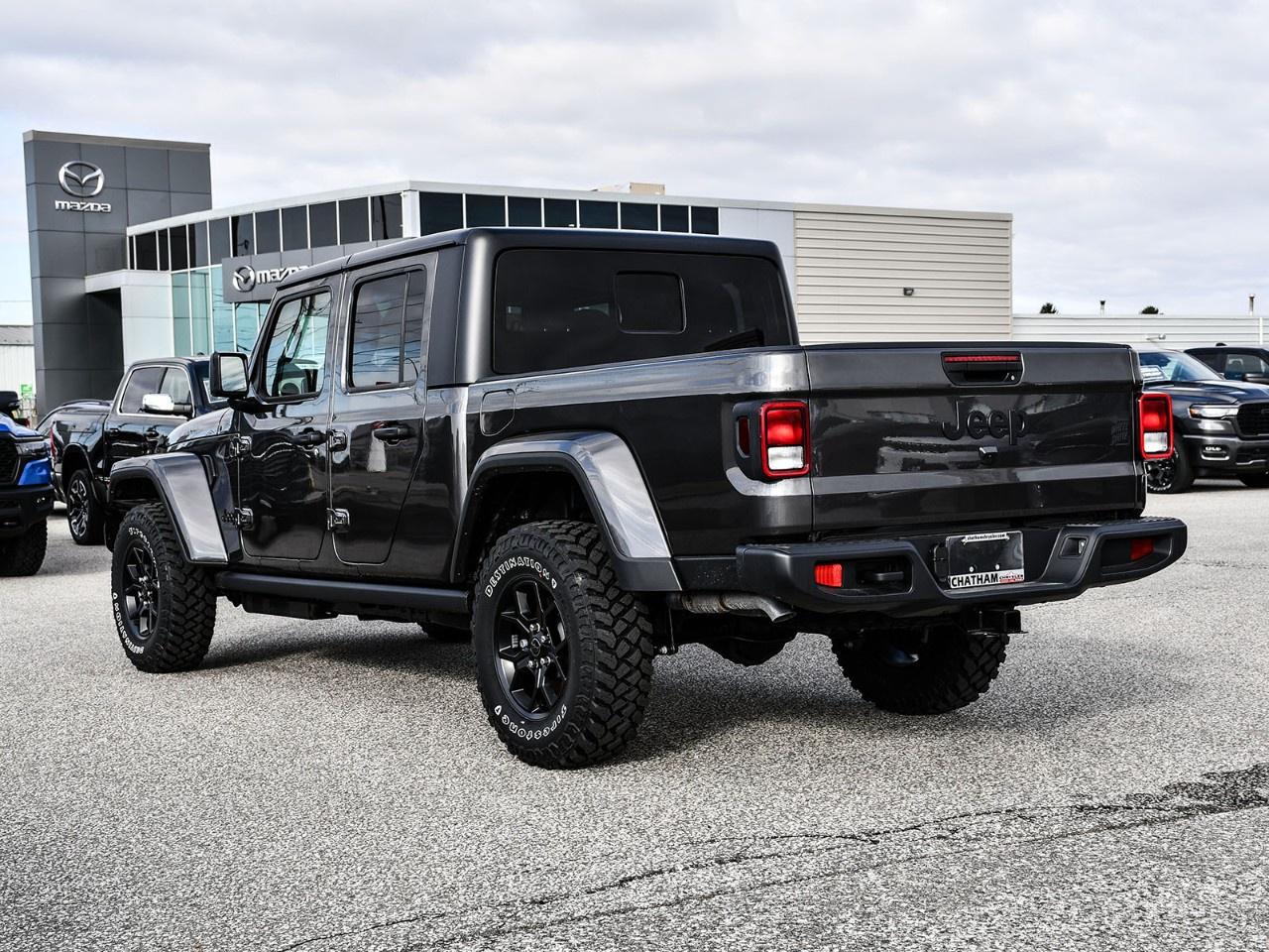 2026 Jeep Gladiator  Photo