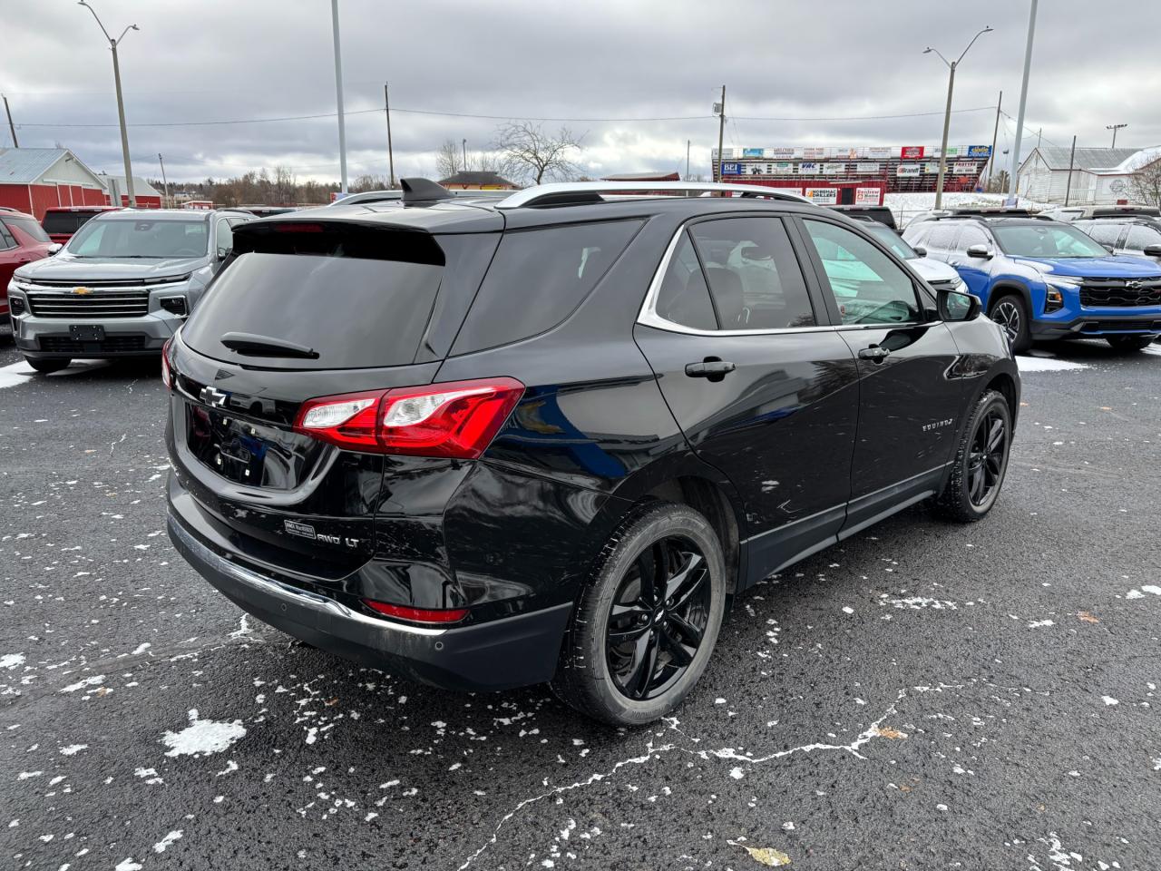 2021 Chevrolet Equinox 2021 Chevrolet Equinox LT AWD Photo