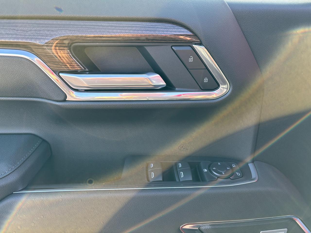 2026 Chevrolet Silverado 1500 2026 Chevrolet Silverado RST Crew Cab 4WD Photo