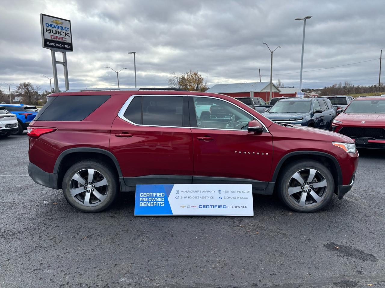 2018 Chevrolet Traverse 3LT 2018 Chevrolet Traverse LT True North AWD Photo