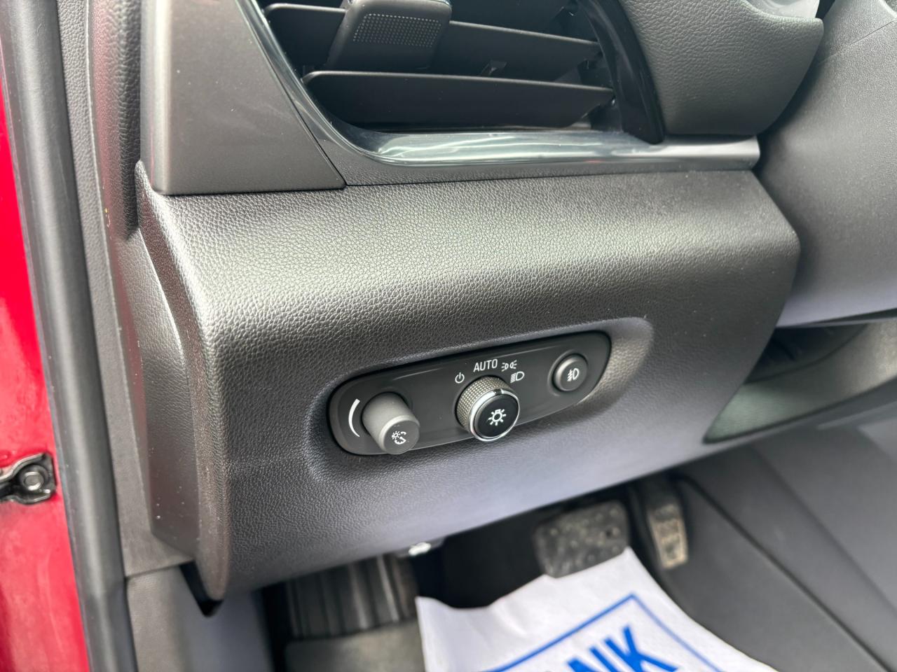 2018 Chevrolet Traverse 3LT 2018 Chevrolet Traverse LT True North AWD Photo