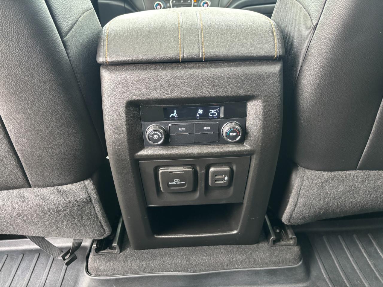 2018 Chevrolet Traverse 3LT 2018 Chevrolet Traverse LT True North AWD Photo