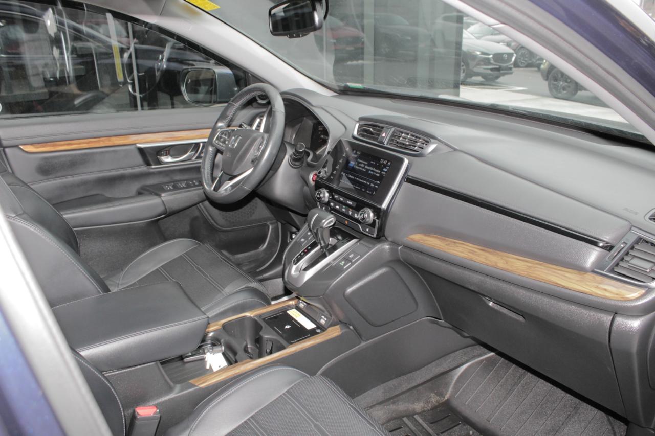 2021 Honda CR-V Touring Photo