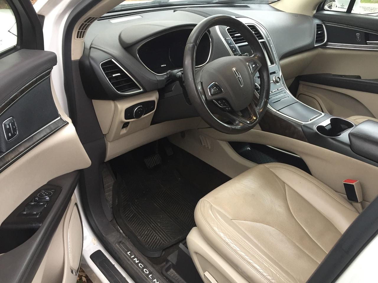2016 Lincoln MKX Reserve Photo