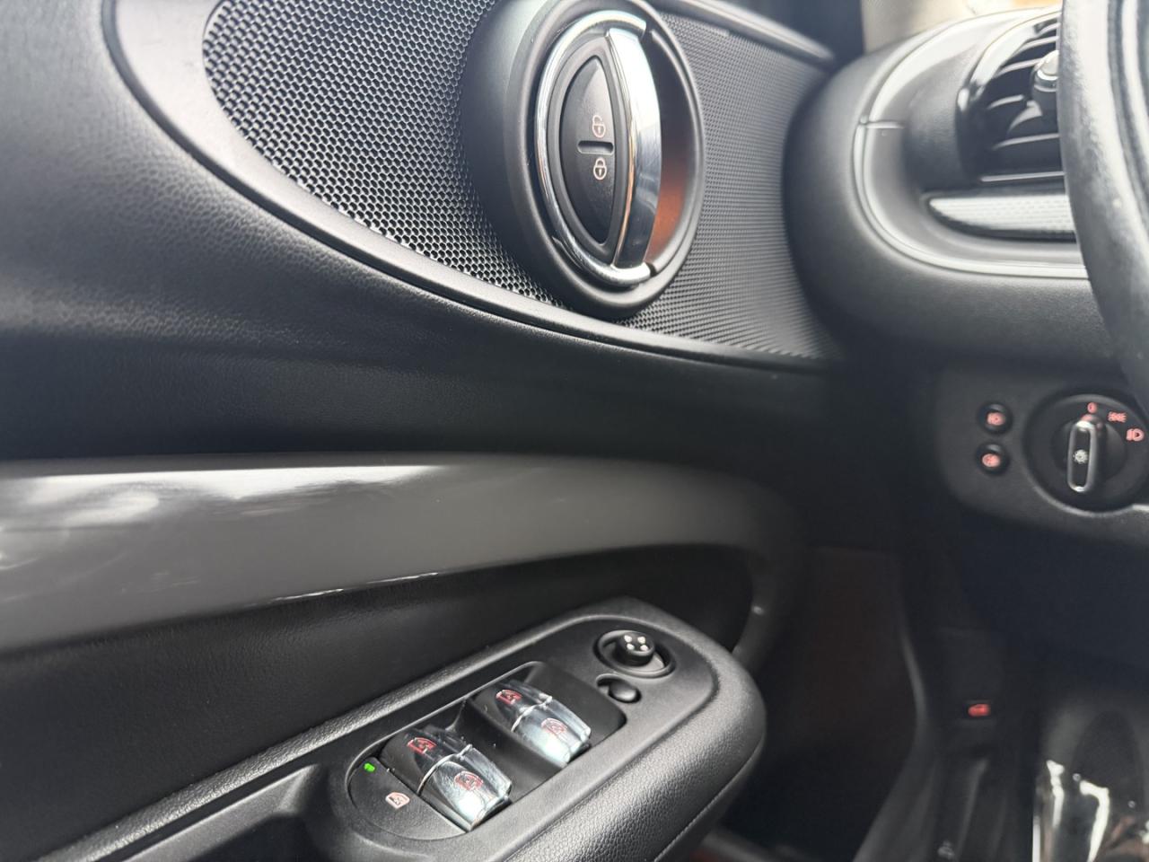 2017 MINI Cooper Clubman COOPER ALL4 - Photo #18