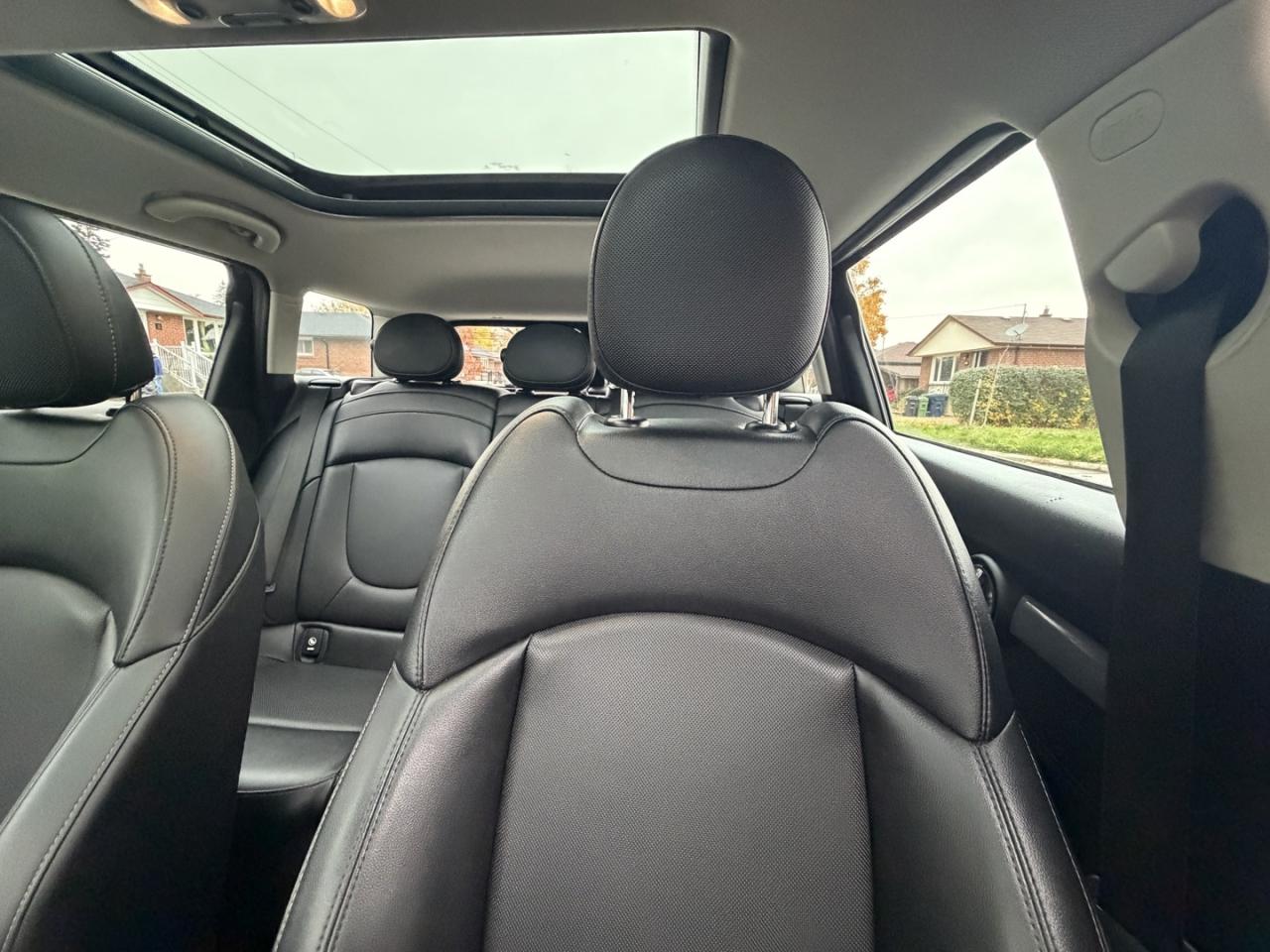 2017 MINI Cooper Clubman COOPER ALL4 - Photo #21