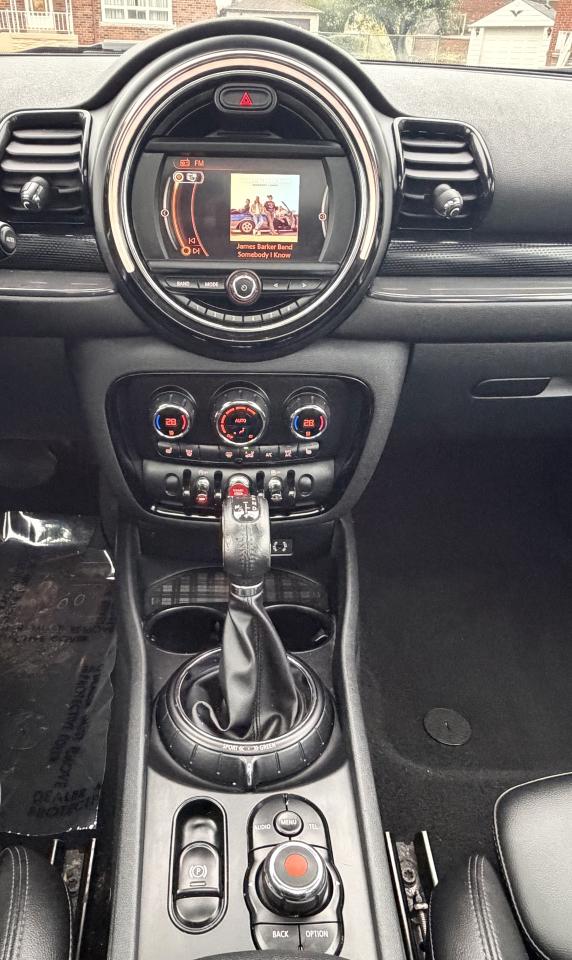 2017 MINI Cooper Clubman COOPER ALL4 - Photo #17