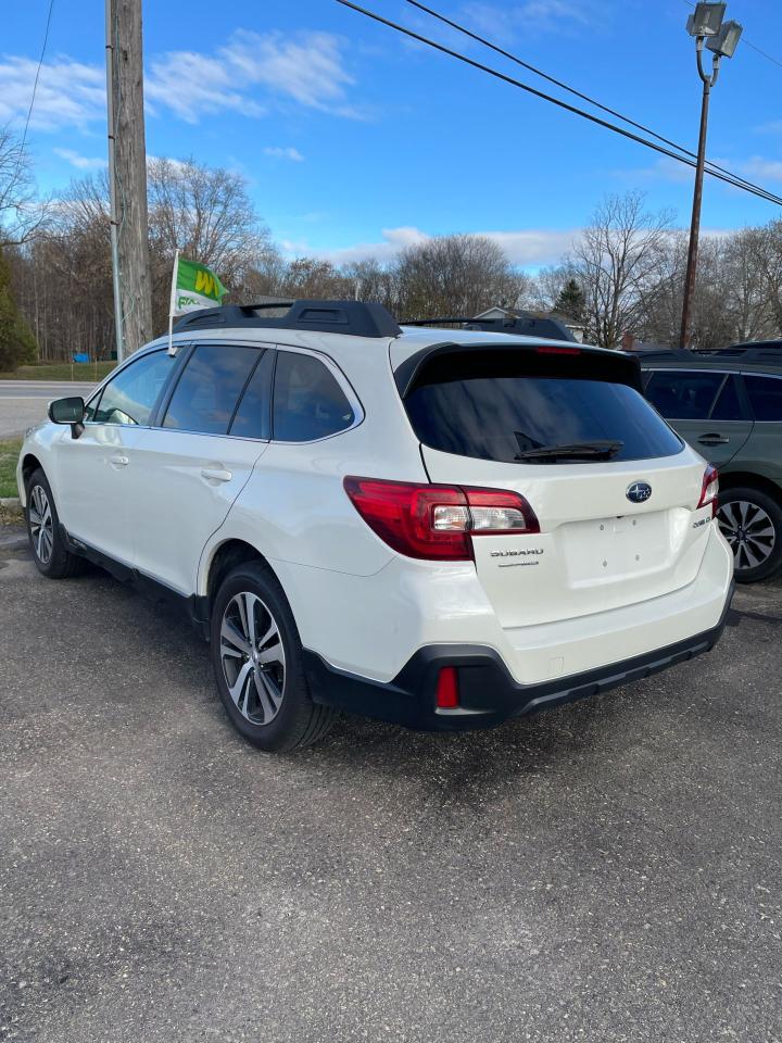 2019 Subaru Outback LIMITED - Photo #4