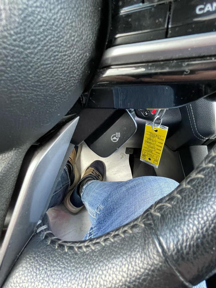 2019 Subaru Outback LIMITED - Photo #15