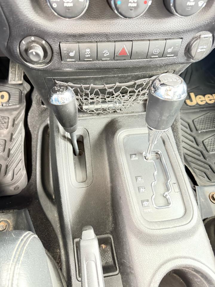 2012 Jeep Wrangler RUBICON Photo