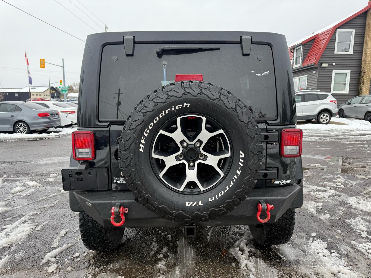 2012 Jeep Wrangler RUBICON Photo3