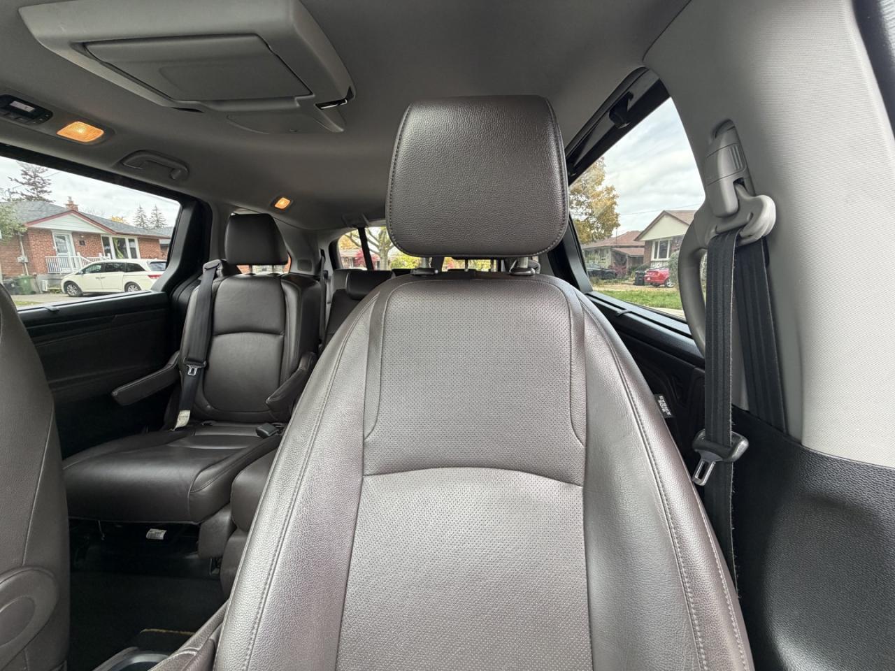 2018 Honda Odyssey Touring - Photo #8
