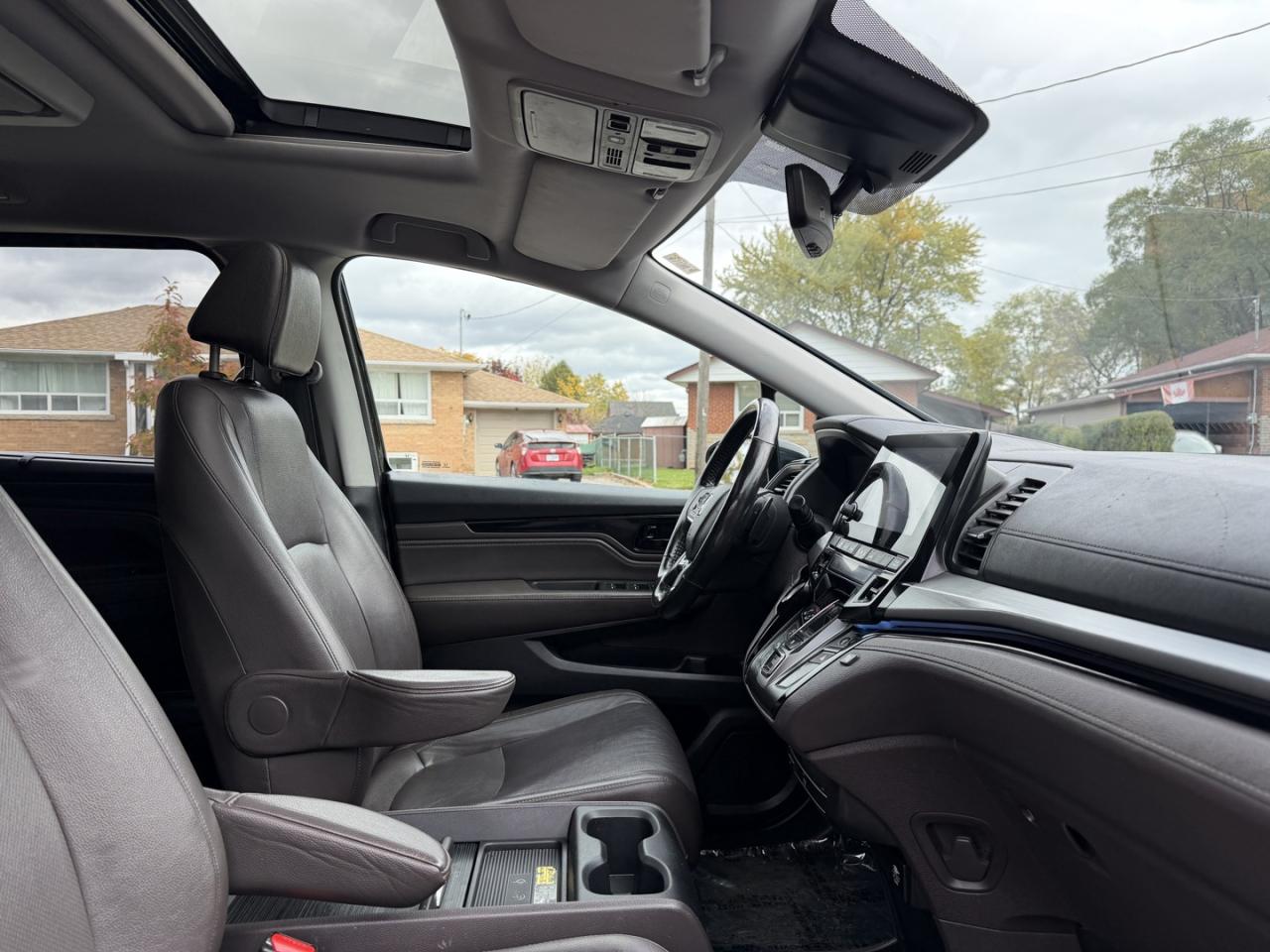2018 Honda Odyssey Touring - Photo #14