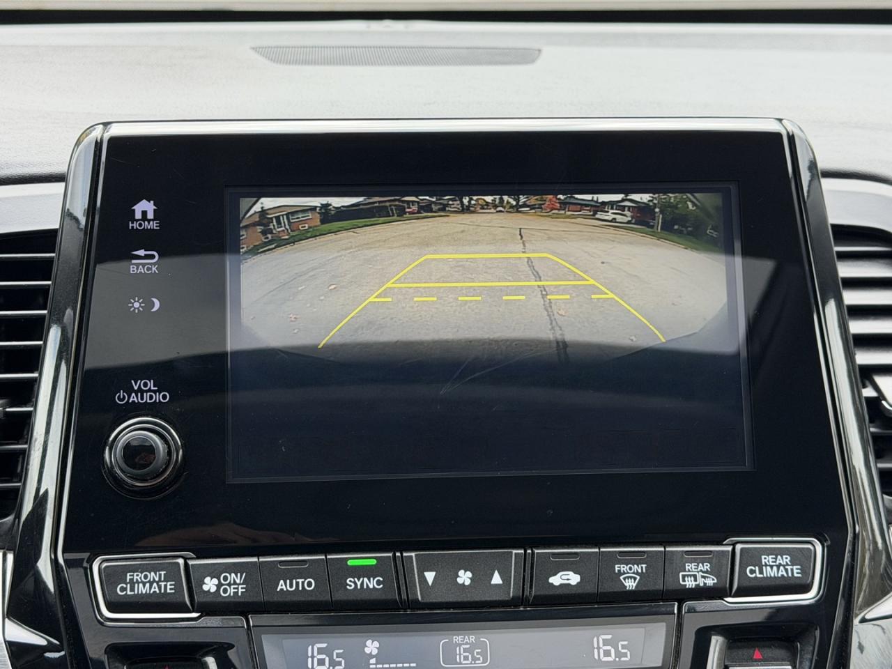 2018 Honda Odyssey Touring - Photo #22