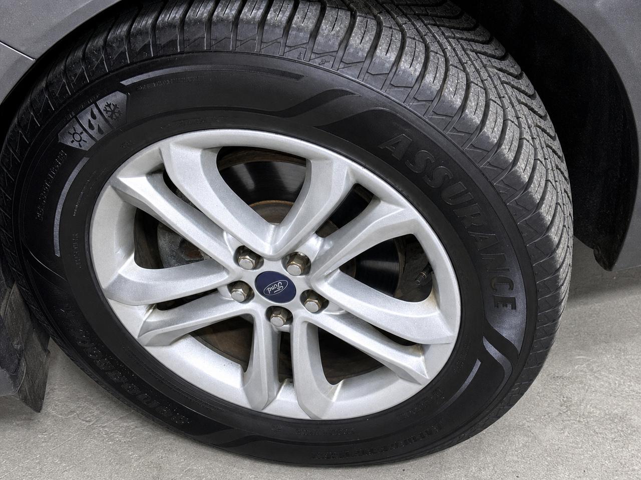 2019 Ford Edge SEL,Certified,Clean Carfax,Heated Seats,Alloys,Fog Photo