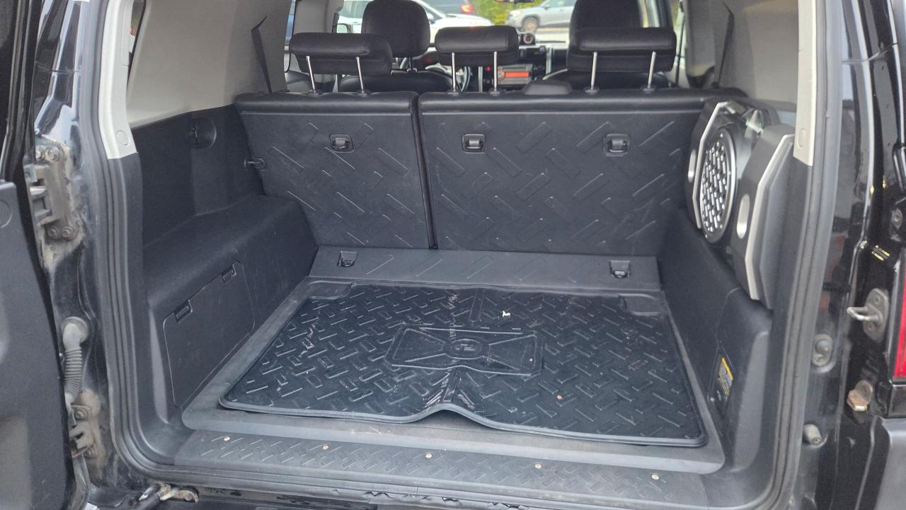 2008 Toyota FJ Cruiser  - Photo #12