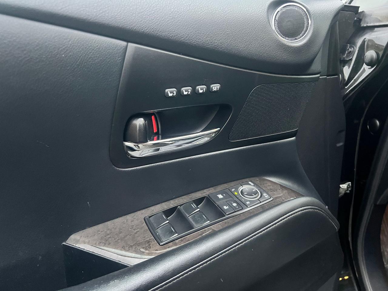 2014 Lexus RX 450h  - Photo #13