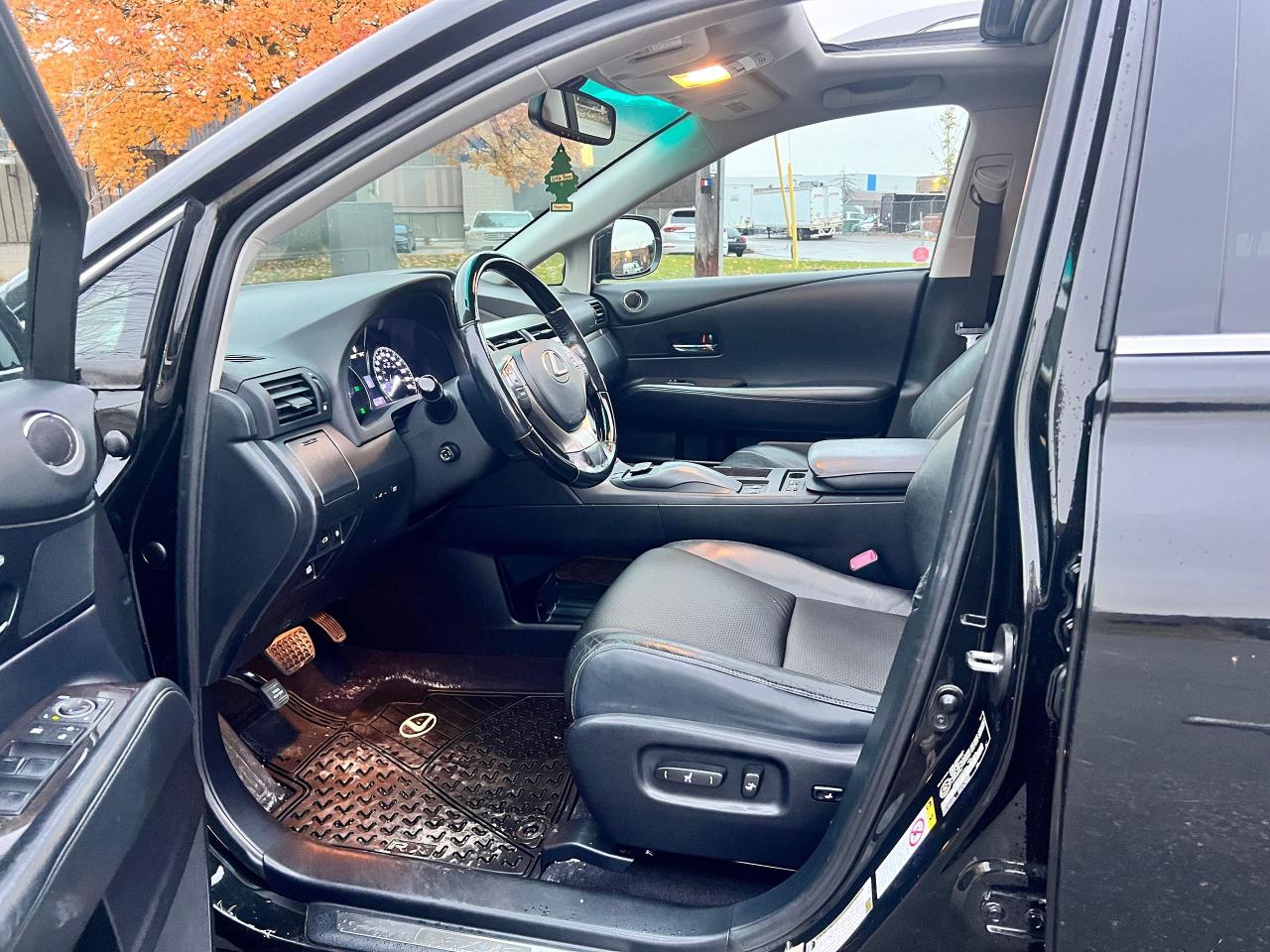 2014 Lexus RX 450h  - Photo #22