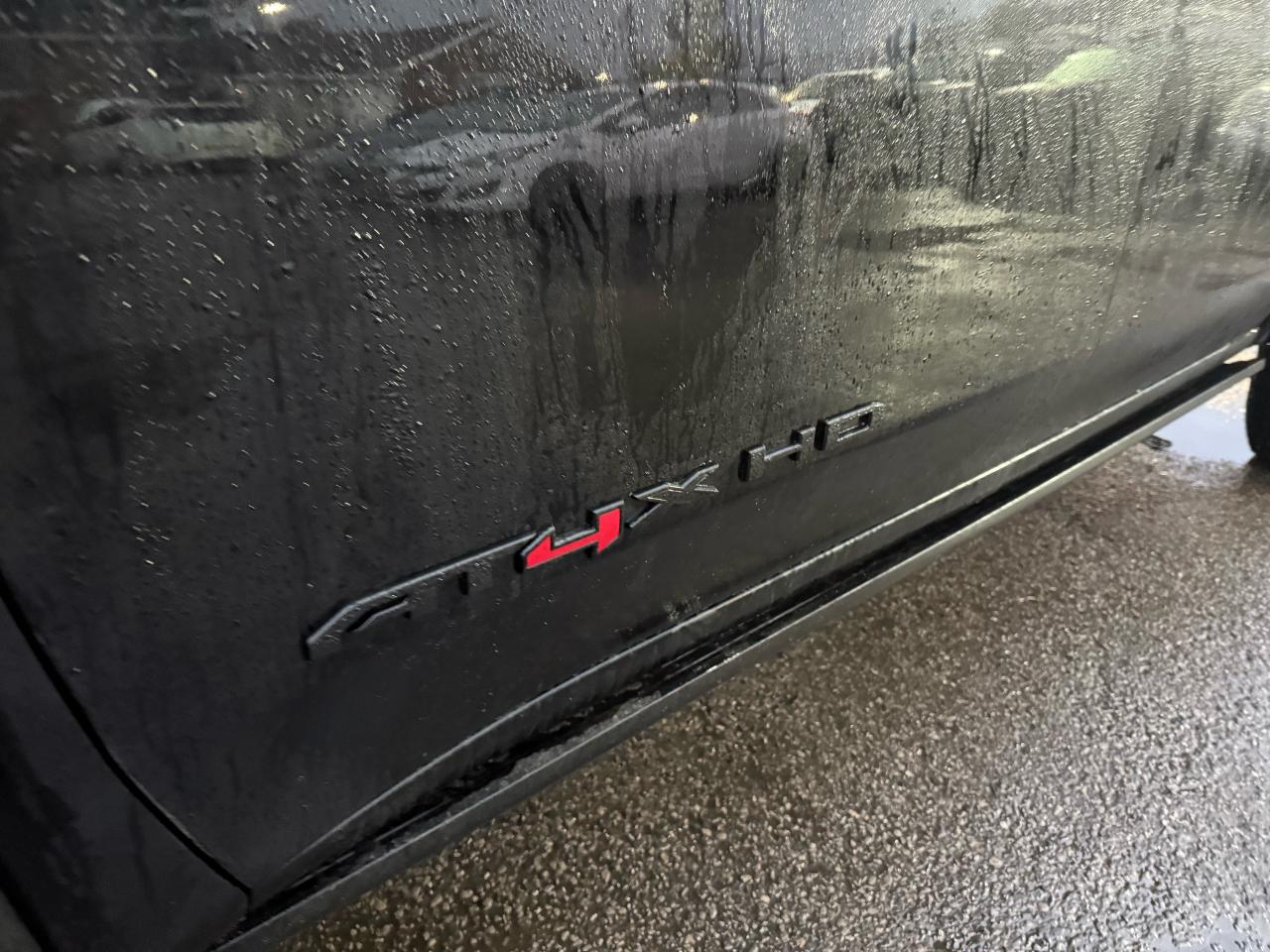 2025 GMC Sierra 2500 AT4X, DURAMAX, CREW, 22KMS, LOADED, WARRANTY - Photo #13