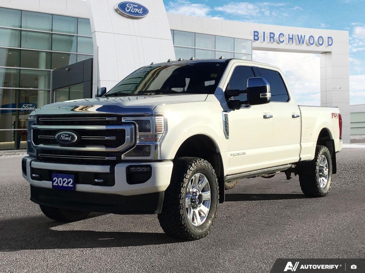 Used 2022 Ford F-250 Super Duty SRW Platinum Twin Panel Moonroof | Adaptive Steering | Low Kilometers ! for sale in Winnipeg, MB