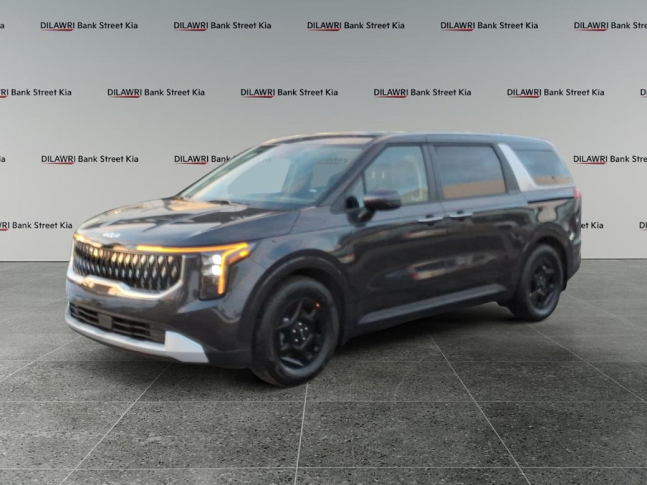 Used 2026 Kia Carnival LX FWD for sale in Gloucester, ON