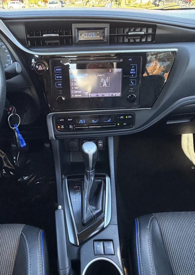 2018 Toyota Corolla SE - Photo #21