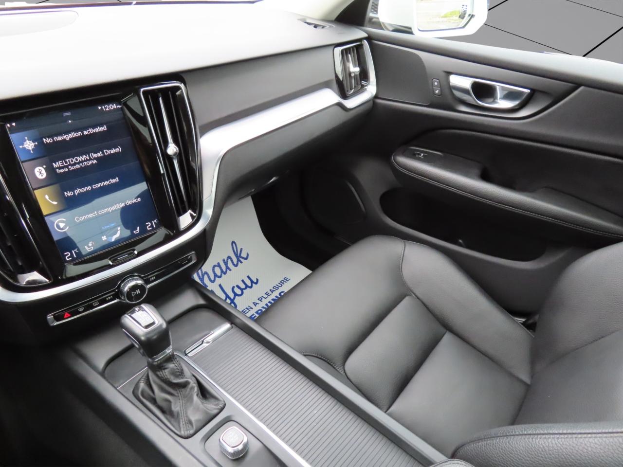 2019 Volvo S60 T6 AWD Momentum - Navigation - Leather !!! Photo