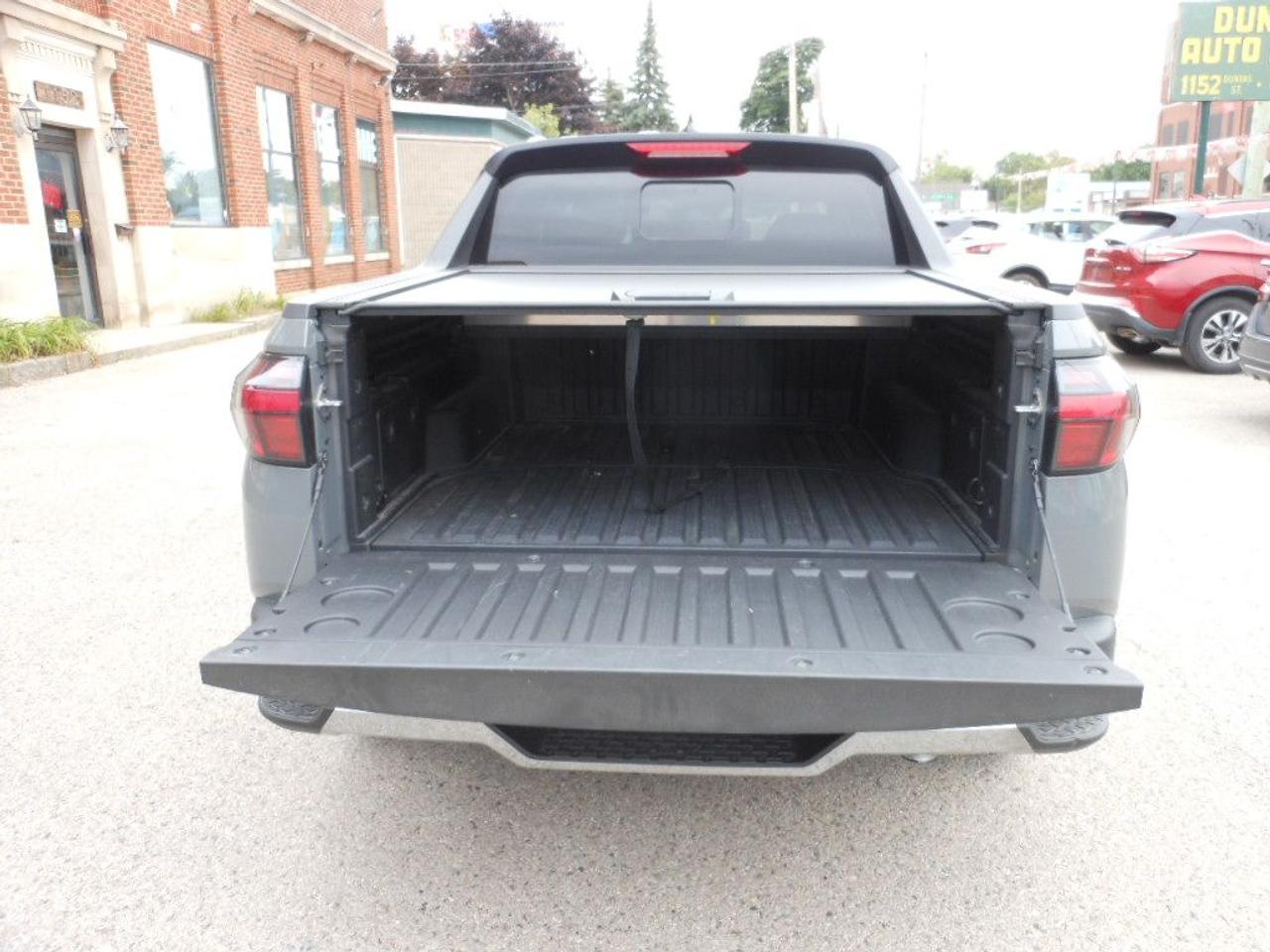 2024 Hyundai Santa Cruz Preferred Photo5