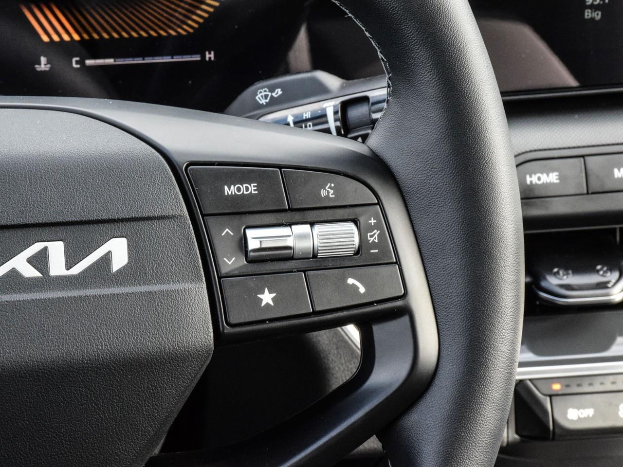 2025 Kia K4 EX Photo