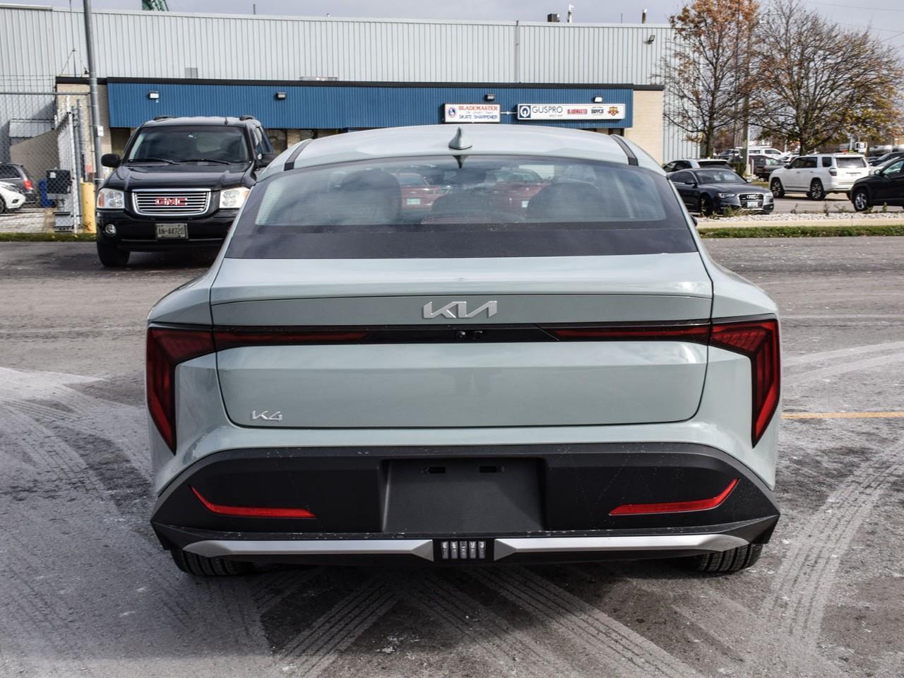 2025 Kia K4 2025 Kia K4 – EX Photo4