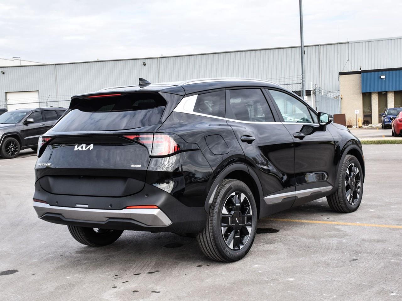 2026 Kia Sportage Plug-In Hybrid EX Photo