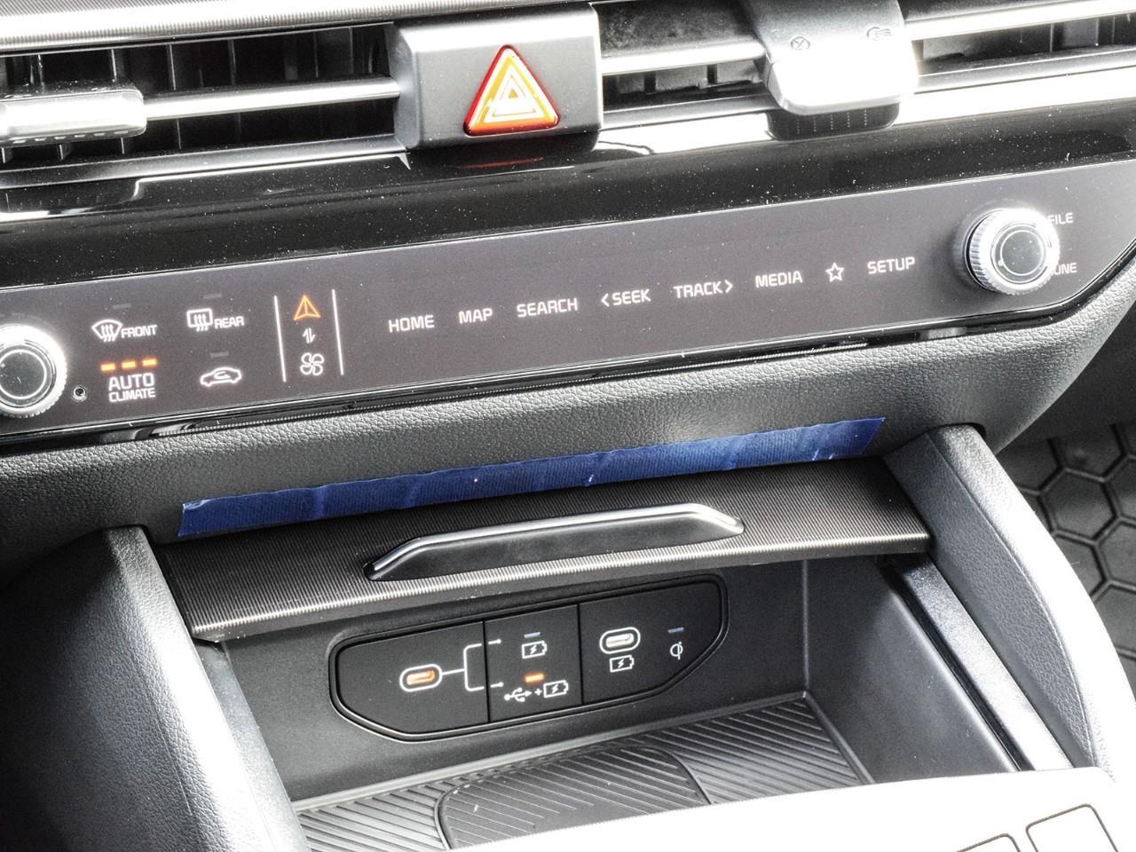 2026 Kia Sportage Plug-In Hybrid 2026 Kia Sportage – Plug-In Hybrid EX Photo