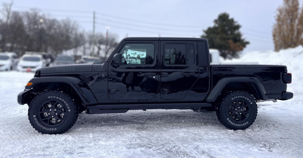 2026 Jeep Gladiator Willys 4x4 Photo