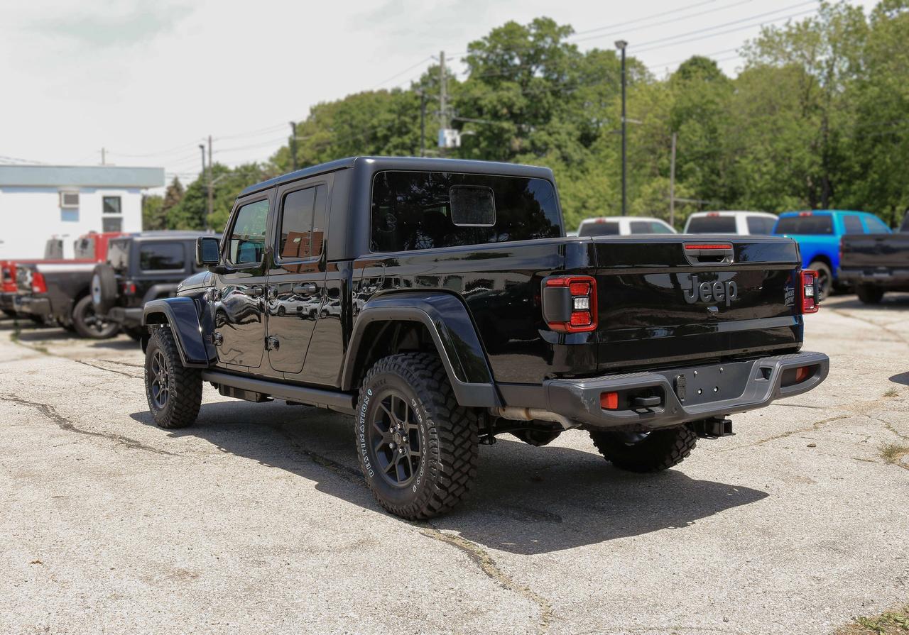 2026 Jeep Gladiator Willys 4x4 Photo
