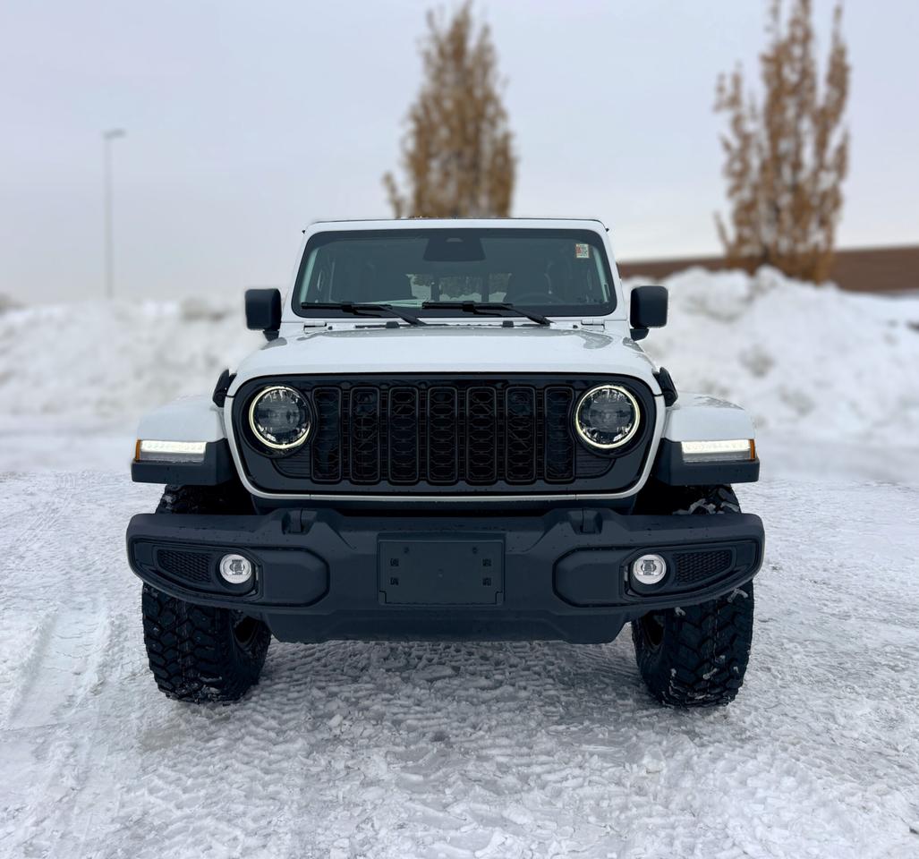 2026 Jeep Gladiator Willys 4x4 Photo