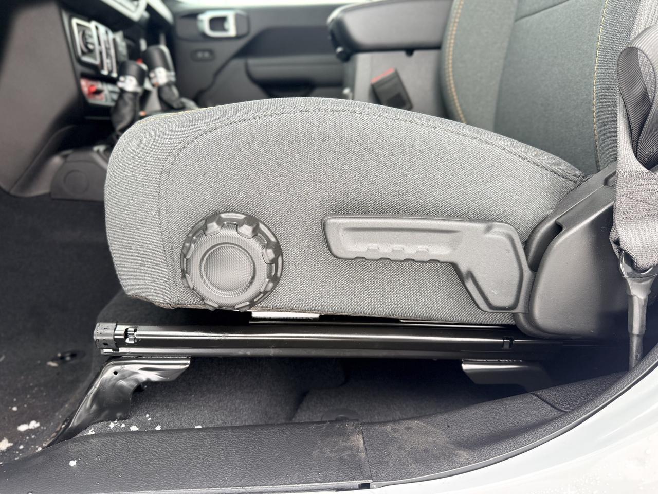 2026 Jeep Gladiator Willys 4x4 Photo