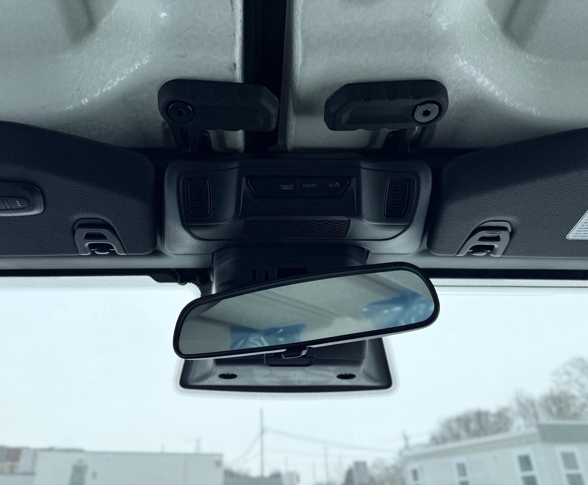 2026 Jeep Gladiator Willys 4x4 Photo