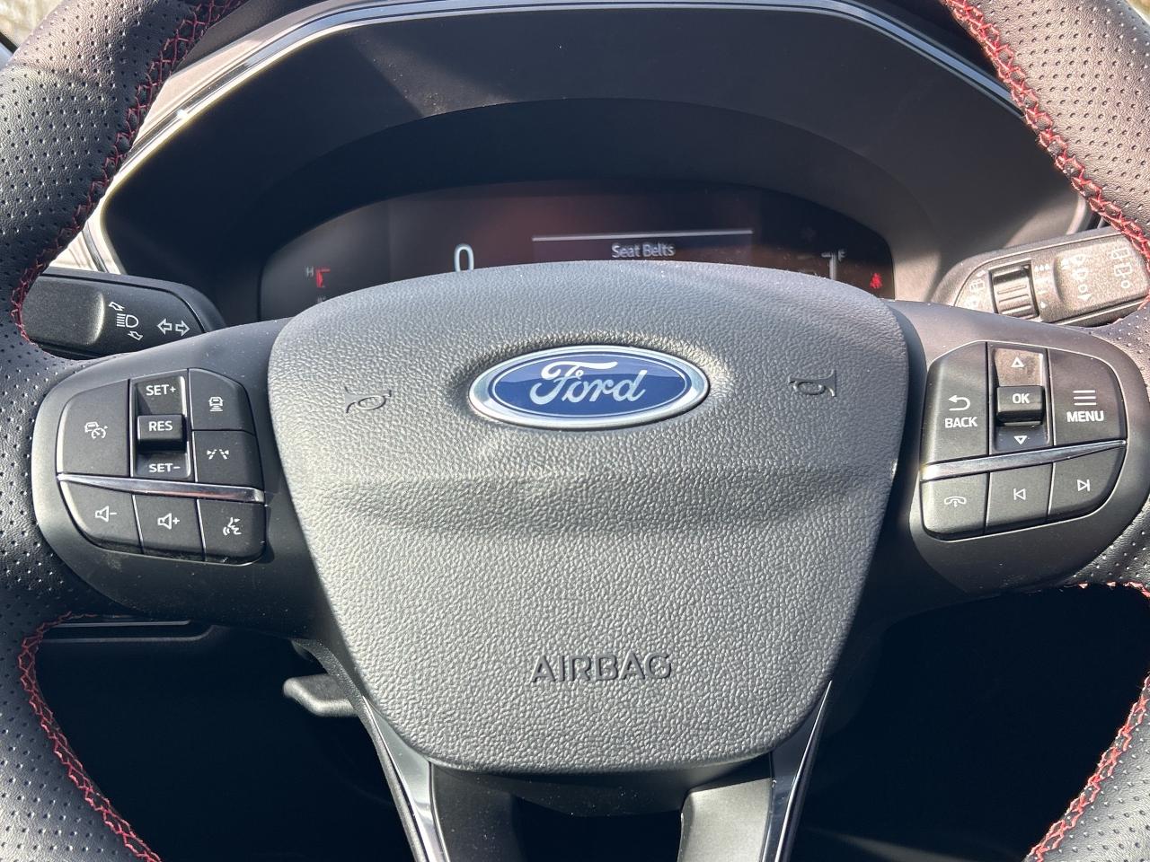 2025 Ford Escape ST-Line  - Tech Package Photo