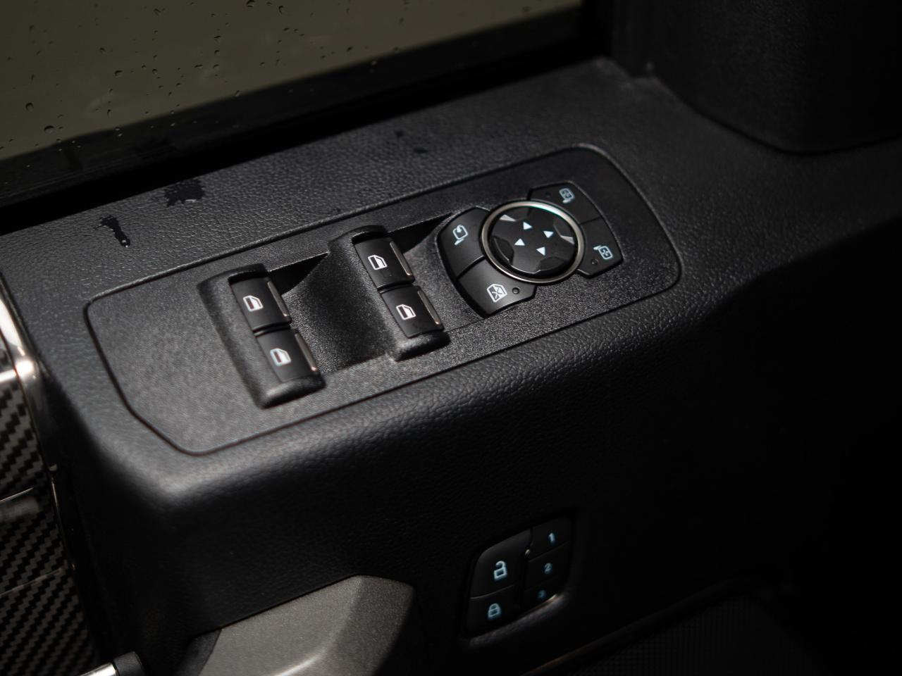 2019 Ford F-150 RAPTOR | SUPERCREW | TECHNOLOGY PKG | 802A PKG Photo