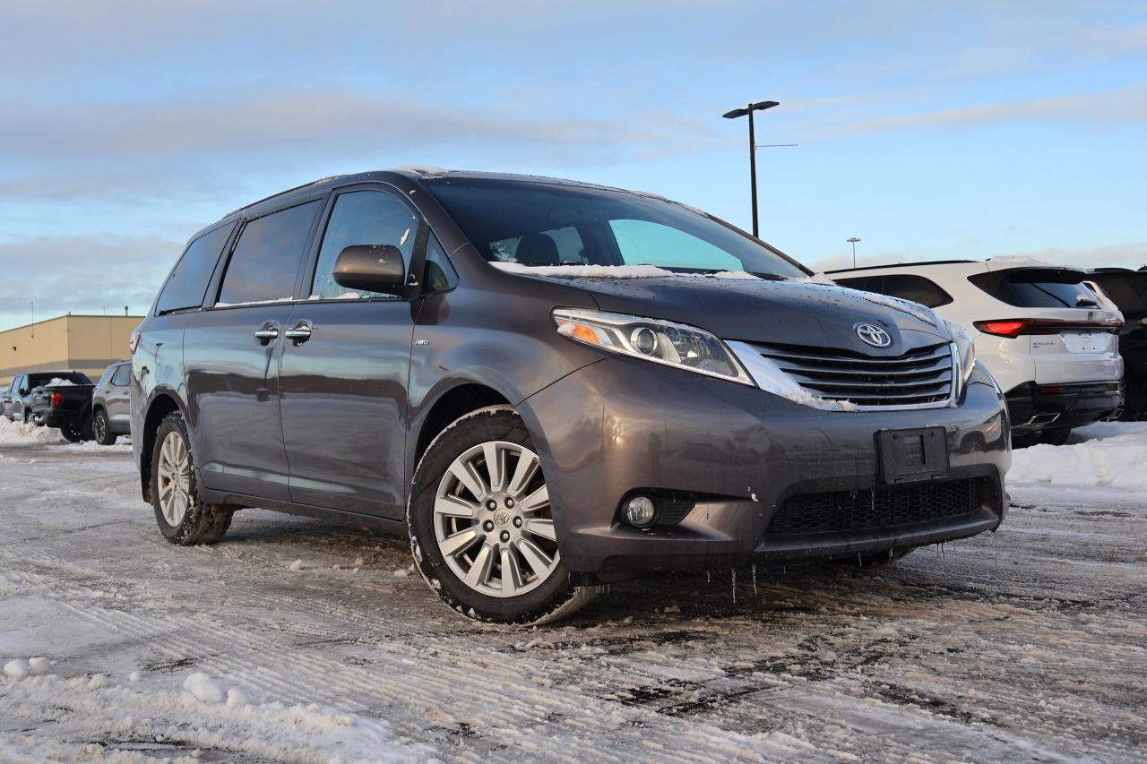 2017 Toyota Sienna XLE | | Moonroof | Photo