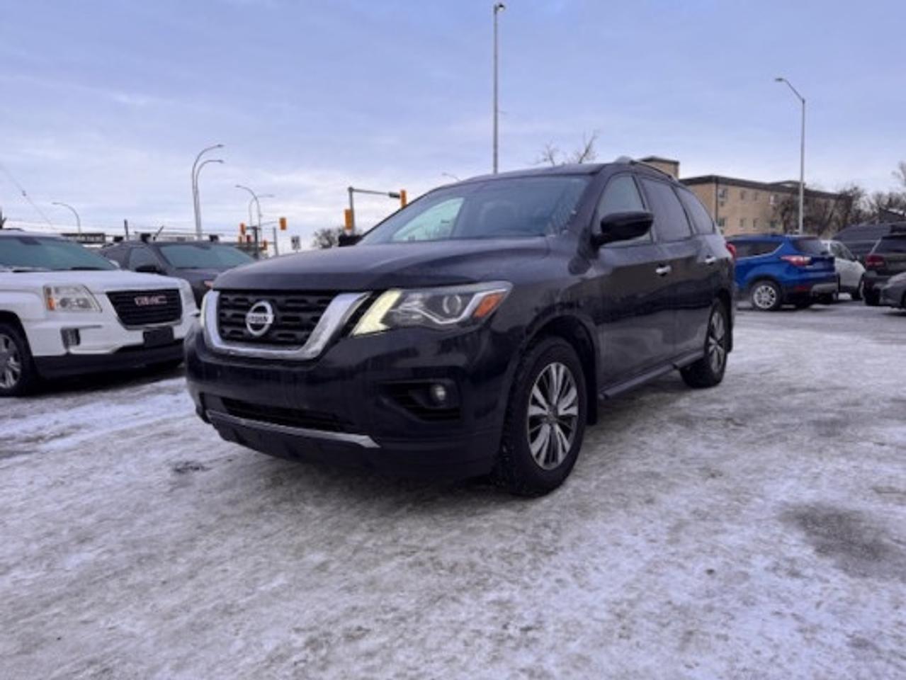 <p>Auto Save (Dealer # 1747)</p>
<p>2018 NISSAN PATHFINDER S, 4WD 172,230 KM</p>
<p>3.5 L 6 CYLINDER ENGINE</p>
<p>&nbsp;</p>
<p>**Clean Title**</p>
<p>**Manitoba Safety**</p>
<p>&nbsp;</p>
<p>FEATURES:</p>
<p>4WD</p>
<p>7 PASSENGER</p>
<p>AIR CONDITIONING&nbsp;</p>
<p>BACK UP CAMERA</p>
<p>BLUETOOTH</p>
<p>CRUISE CONTROL</p>
<p>HEATED SEATS - DRIVER AND PASSENGER</p>
<p>POWER LOCKS</p>
<p>POWER STEERING</p>
<p>POWER WINDOWS</p>
<p>REMOTE STARTER</p>
<p>TRACTION CONTROL</p>
<p>&nbsp;</p>
<p>Asking $13999+ taxes</p>
<p>** Financing Available O.A.C**</p>
<p>** Warranty Available **</p>
<p>&nbsp;</p>
<p>Call (204)-774-8900 or (204)-999-9500</p>
<p>Located 6 mins away from Polo Park Mall</p>
<p>1450 Notre Dame Ave, Winnipeg, Manitoba</p>
<p>www.autosavewpg.com</p>
<p>&nbsp;</p>
<p>While all information is believed to be accurate on this page, please verify any information in question with an Auto Save sales representative. Auto Save is not liable for any errors or omissions</p>