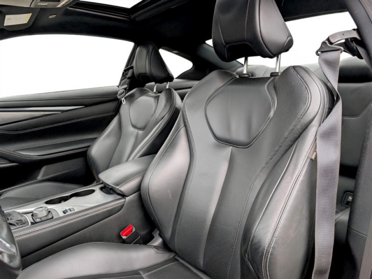 2017 Infiniti Q60 3.0t  **3.0L V6 - SUNROOF** Photo