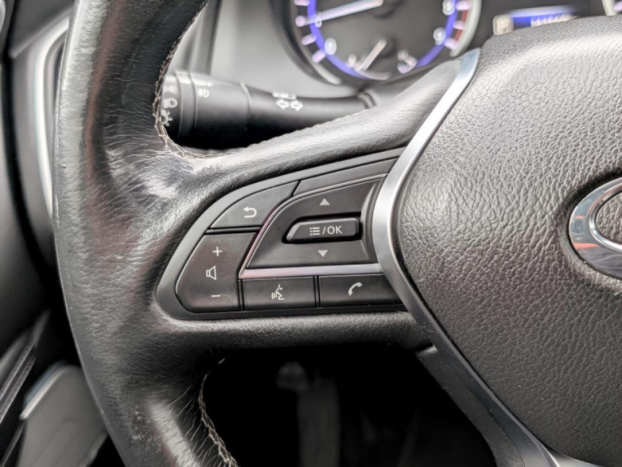 2017 Infiniti Q60 3.0t  **3.0L V6 - SUNROOF** Photo