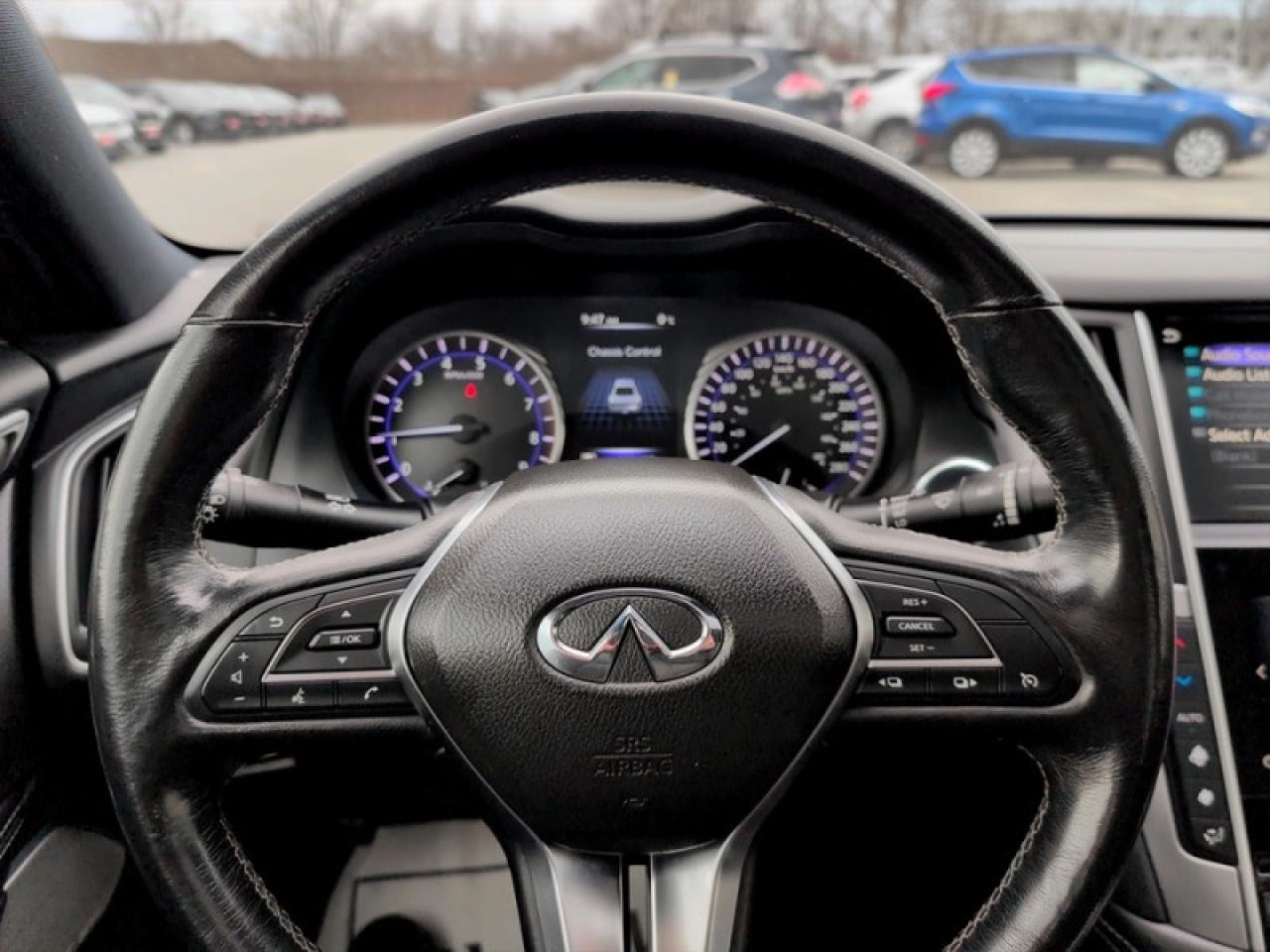 2017 Infiniti Q60 3.0t  **3.0L V6 - SUNROOF** Photo