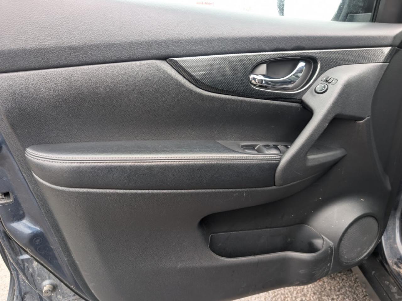 2016 Nissan Rogue SL  **360 CAMERA - PWR GATE** Photo