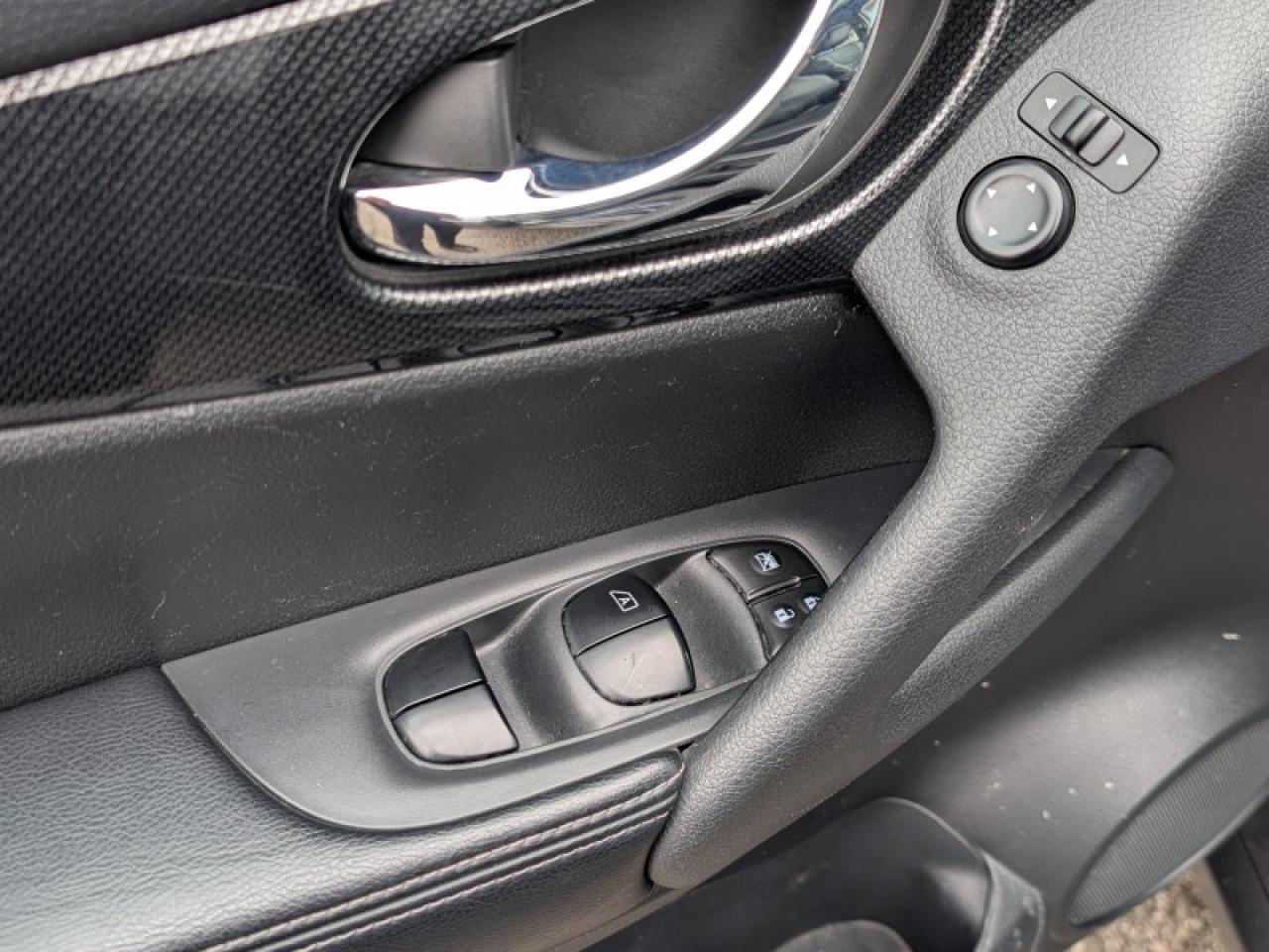 2016 Nissan Rogue SL  **360 CAMERA - PWR GATE** Photo