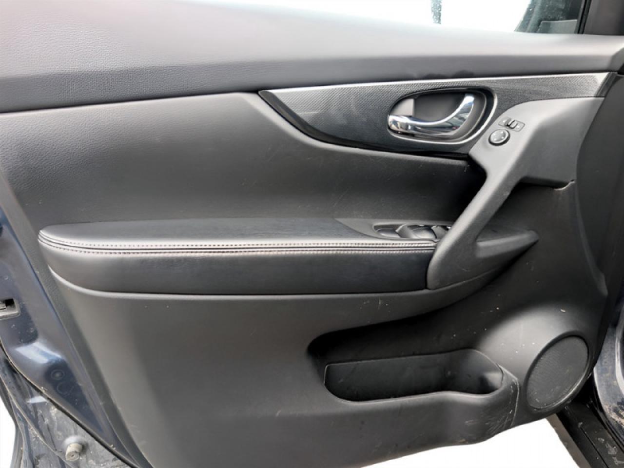 2016 Nissan Rogue SL  **360 CAMERA - PWR GATE** Photo