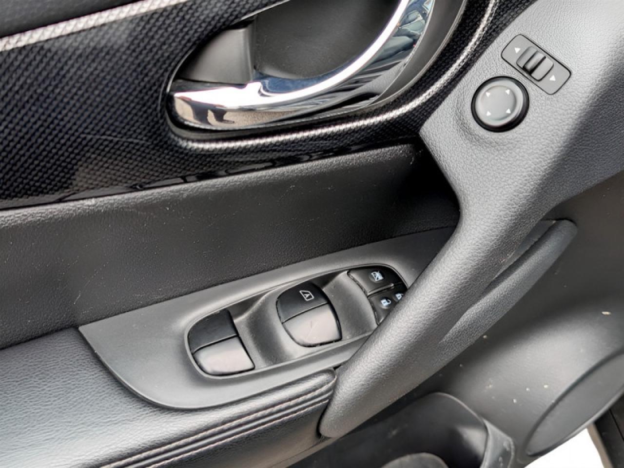 2016 Nissan Rogue SL  **360 CAMERA - PWR GATE** Photo