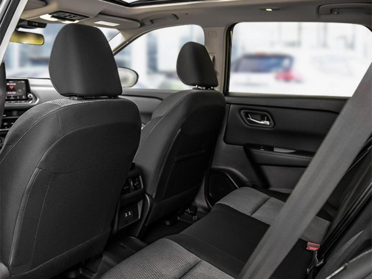 2025 Nissan Rogue SV Moonroof  - Moonroof -  Power Liftgate Photo